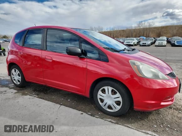 ✅ 2009 Honda Fit • VIN: JHMGE88269S016353 • Lot: 92920135. Listed on Copart with 159,717 mi. Free auction sales archive from the USA and detailed vehicle history report at DreamBid. Image 4.