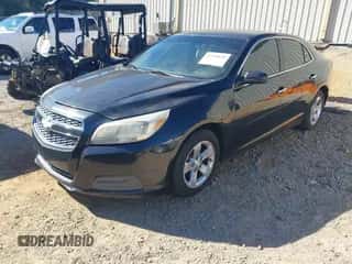 2013 Chevrolet Malibu LS z VIN 1G11B5SA7DF241468, wystawiony jako IAAI lot #43509030 z przebiegiem 229 497 mil mil oraz . Historia ofert i sprzedaży dostępna na DreamBid. Obrazek 2.