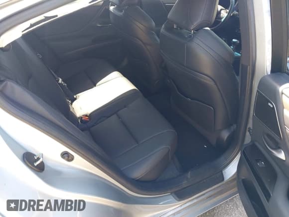 ✅ 2022 Lexus ES 350 F Sport • VIN: 58AGZ1B1XNU126970 • Lot: 42118280. Listed on IAAI with 94,377 mi. Free auction sales archive from the USA and detailed vehicle history report at DreamBid. Image 8.