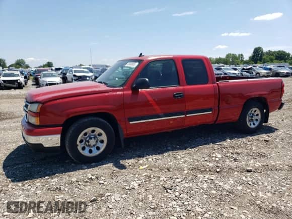 2006 Chevrolet Silverado 1500 LT2 z VIN 2GCEC19T461112054, wystawiony jako Copart lot #66900885 z przebiegiem 115 203 mil mil oraz Czysty tytuł • Clean title. Historia ofert i sprzedaży dostępna na DreamBid. Obrazek 1.