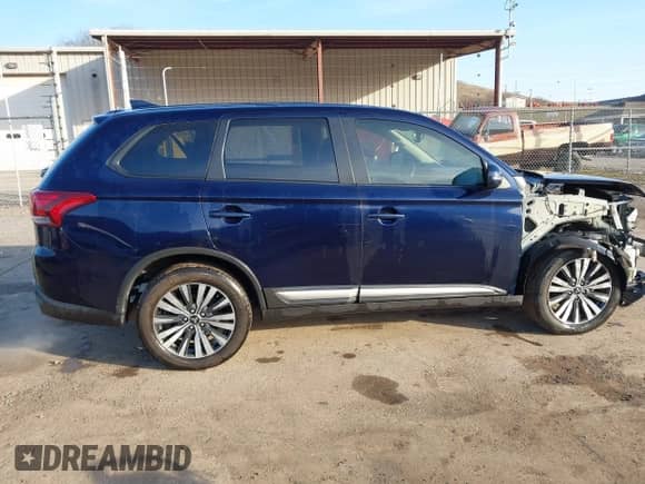 2020 Mitsubishi Outlander ES with VIN JA4AZ3A33LZ003294, listed as a IAAI auction lot 41771216 with 106,524 mi miles and . Bid and sale history available at DreamBid. Image 14.