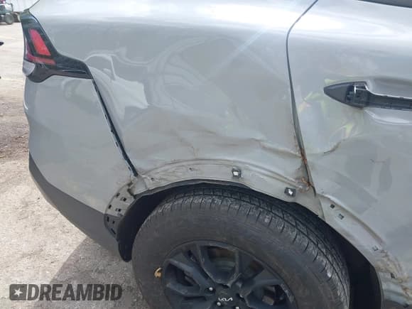 ✅ 2023 Kia Sportage X-Pro • VIN: 5XYK7CAF2PG053554 • Lot: 42187944. Listed on IAAI with 59,327 mi. Free auction sales archive from the USA and detailed vehicle history report at DreamBid. Image 18.