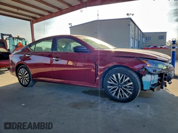 ✅ 2025 Nissan Altima SV • VIN: 1N4BL4DV7SN302944 • Lot: 93155165. Listed on Copart with 24,183 mi. Free auction sales archive from the USA and detailed vehicle history report at DreamBid. Image 4.
