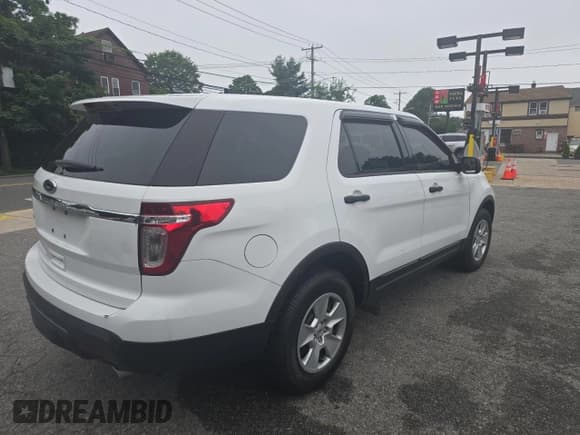 ✅ 2014 Ford Explorer • VIN: 1FM5K8B8XEGB59362 • Lot: 61677705. Wystawiony na Copart z przebiegiem 135 083 mil. Bezpłatny archiwum sprzedaży aukcyjnych z USA i szczegółowy raport historii pojazdu na DreamBid. Zdjęcie 4.