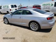 ✅ 2018 Audi A5 Prestige • VIN: WAURNAF54JA124413 • Lot: 58065564. Wystawiony na Copart z przebiegiem 36 098 mil. Bezpłatny archiwum sprzedaży aukcyjnych z USA i szczegółowy raport historii pojazdu na DreamBid. Zdjęcie 2.