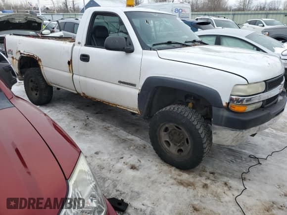 ✅ 2001 Chevrolet Silverado 2500HD LS • VIN: 1GCHK24U91Z301904 • Lot: 46806275. Listed on Copart with 221,596 mi. Free auction sales archive from the USA and detailed vehicle history report at DreamBid. Image 4.