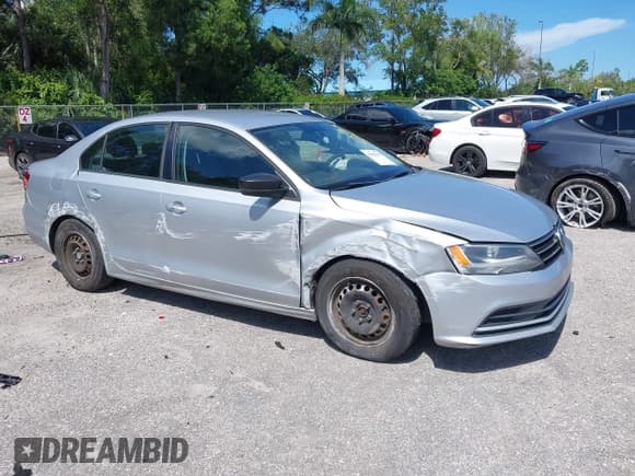 ✅ 2015 Volkswagen Jetta S • VIN: 3VW2K7AJ5FM287079 • Lot: 42982398. Listed on IAAI with 104,408 mi. Free auction sales archive from the USA and detailed vehicle history report at DreamBid. Image 1.