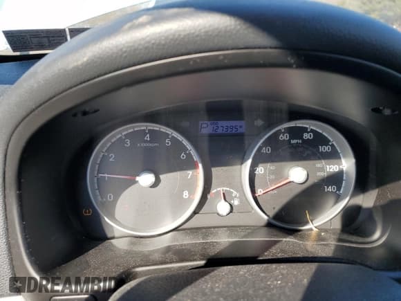 ✅ 2010 Hyundai Accent GS • VIN: KMHCM3AC3AU154865 • Лот: 42215935. Опубликован ранее на Copart с пробегом 127 395 миль. Бесплатный доступ к архиву аукционных продаж из США и подробный отчёт об истории автомобиля на DreamBid. Изображение 9.