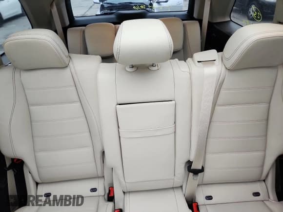 ✅ 2023 Mercedes-Benz GLS 450 • VIN: 4JGFF5KE3PA872381 • Lot: 70482975. Listed on Copart with 38,843 mi. Free auction sales archive from the USA and detailed vehicle history report at DreamBid. Image 10.