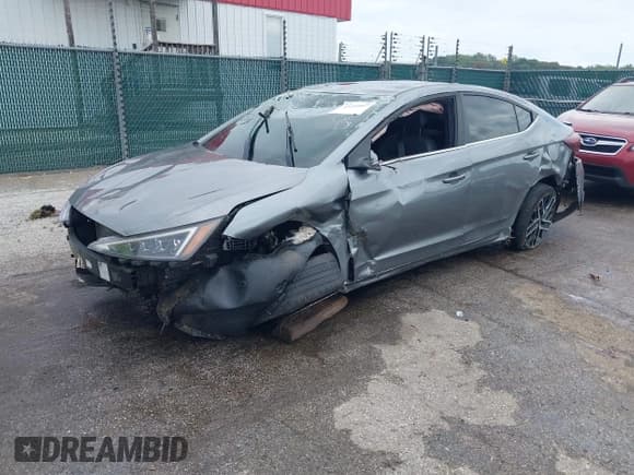 ✅ 2019 Hyundai Elantra Sport • VIN: KMHD04LB4KU820160 • Lot: 43299567. Listed on IAAI with 80,482 mi. Free auction sales archive from the USA and detailed vehicle history report at DreamBid. Image 2.