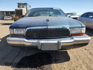 ✅ 1996 Buick Roadmaster Collectors Edition • VIN: 1G4BN52P8TR405424 • Lot: 75063084. Wystawiony na Copart z przebiegiem 102 479 mil. Bezpłatny archiwum sprzedaży aukcyjnych z USA i szczegółowy raport historii pojazdu na DreamBid. Zdjęcie 5.