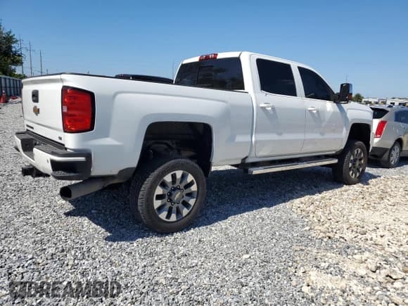 ✅ 2016 Chevrolet Silverado 2500HD LTZ • VIN: 1GC1KWE84GF213587 • Lot: 86639075. Listed on Copart with 193,498 mi. Free auction sales archive from the USA and detailed vehicle history report at DreamBid. Image 3.