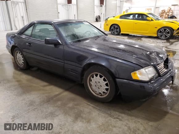 ✅ 1996 Mercedes-Benz SL 500 • VIN: WDBFA67F2TF129524 • Lot: 92802625. Wystawiony na Copart z przebiegiem 108 840 mil. Bezpłatny archiwum sprzedaży aukcyjnych z USA i szczegółowy raport historii pojazdu na DreamBid. Zdjęcie 4.
