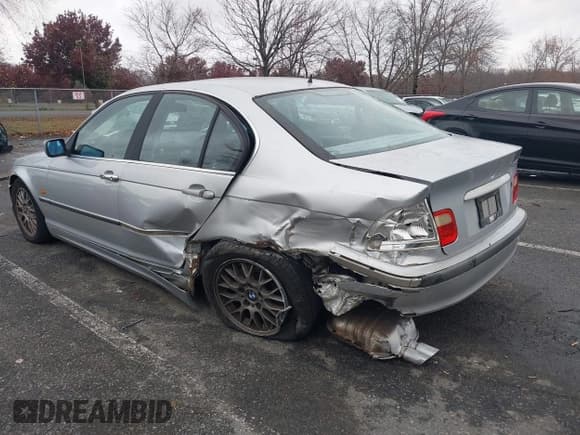 ✅ 1999 BMW 3 Series 328i • VIN: WBAAM5330XFR05418 • Лот: 43644237. Опубликован ранее на IAAI с пробегом 185 861 миль. Бесплатный доступ к архиву аукционных продаж из США и подробный отчёт об истории автомобиля на DreamBid. Изображение 6.