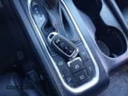 ✅ 2019 Hyundai Santa Fe Limited • VIN: 5NMS5CAA2KH075238 • Лот: 43467715. Опубликован ранее на IAAI с пробегом 125 796 миль. Бесплатный доступ к архиву аукционных продаж из США и подробный отчёт об истории автомобиля на DreamBid. Изображение 11.