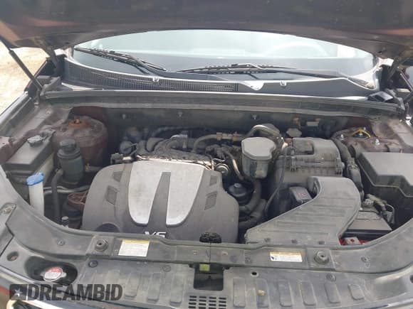 ✅ 2011 Kia Sorento SX • VIN: 5XYKWDA25BG168115 • Lot: 42983045. Wystawiony na IAAI z przebiegiem 234 520 mil. Bezpłatny archiwum sprzedaży aukcyjnych z USA i szczegółowy raport historii pojazdu na DreamBid. Zdjęcie 10.