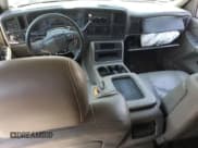 ✅ 2004 Chevrolet Tahoe LT • VIN: 1GNEC13ZX4R295565 • Лот: 84602554. Опубликован ранее на Copart с пробегом Не указан. Бесплатный доступ к архиву аукционных продаж из США и подробный отчёт об истории автомобиля на DreamBid. Изображение 8.