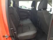 ✅ 2020 Chevrolet Colorado 4WD LT • VIN: 1GCGTCEN6L1176626 • Lot: 70057565. Wystawiony na Copart z przebiegiem 61 777 mil. Bezpłatny archiwum sprzedaży aukcyjnych z USA i szczegółowy raport historii pojazdu na DreamBid. Zdjęcie 10.