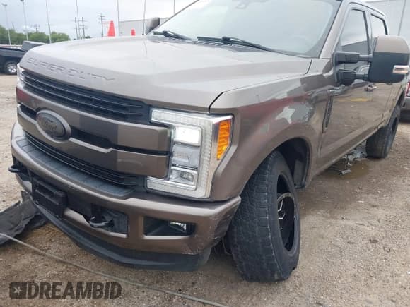 ✅ 2018 Ford F-250 XL • VIN: 1FT7W2BT9JEC77105 • Lot: 42187476. Listed on IAAI with 211,051 mi. Free auction sales archive from the USA and detailed vehicle history report at DreamBid. Image 6.