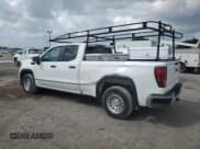 ✅ 2022 GMC Sierra 1500 Pro • VIN: 1GTRHAEK4NZ544455 • Lot: 59938465. Wystawiony na Copart z przebiegiem 92 134 mil. Bezpłatny archiwum sprzedaży aukcyjnych z USA i szczegółowy raport historii pojazdu na DreamBid. Zdjęcie 2.