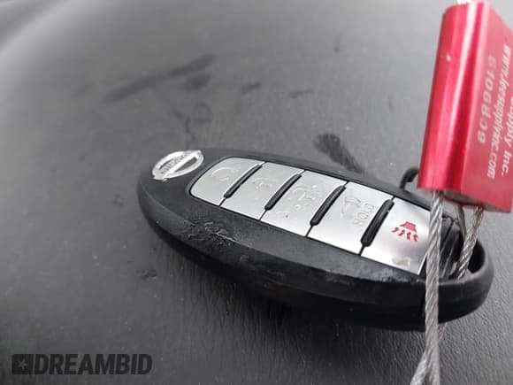 ✅ 2020 Nissan Armada SL • VIN: JN8AY2ND3L9110873 • Lot: 41272945. Wystawiony na IAAI z przebiegiem 109 968 mil. Bezpłatny archiwum sprzedaży aukcyjnych z USA i szczegółowy raport historii pojazdu na DreamBid. Zdjęcie 11.