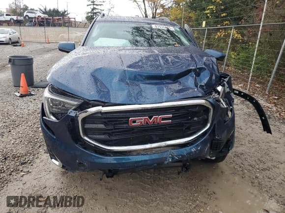 ✅ 2020 GMC Terrain SLE • VIN: 3GKALTEV2LL196973 • Lot: 87036485. Wystawiony na Copart z przebiegiem 41 600 mil. Bezpłatny archiwum sprzedaży aukcyjnych z USA i szczegółowy raport historii pojazdu na DreamBid. Zdjęcie 5.