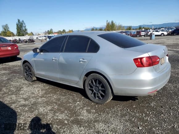 ✅ 2012 Volkswagen Jetta • VIN: 3VW2K7AJ9CM370476 • Lot: 86152305. Listed on Copart with 223,739 mi. Free auction sales archive from the USA and detailed vehicle history report at DreamBid. Image 2.