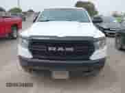 2022 Ram 1500 Tradesman z VIN 1C6SRFNT0NN416927, wystawiony jako IAAI lot #42019996 z przebiegiem 91 025 mil mil oraz . Historia ofert i sprzedaży dostępna na DreamBid. Obrazek 11.