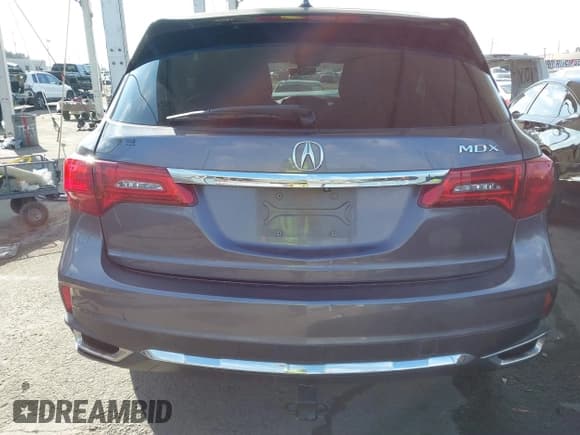 ✅ 2018 Acura MDX • VIN: 5J8YD3H34JL005596 • Лот: 41507285. Опубликован ранее на IAAI с пробегом 122 408 миль. Бесплатный доступ к архиву аукционных продаж из США и подробный отчёт об истории автомобиля на DreamBid. Изображение 16.