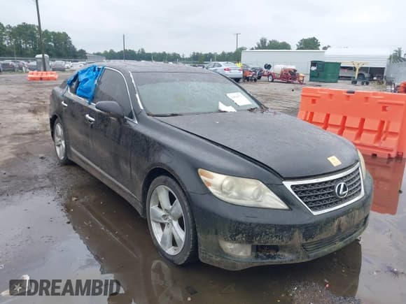 ✅ 2010 Lexus LS 460 • VIN: JTHBL5EF6A5097363 • Lot: 43026073. Listed on IAAI with Not provided. Free auction sales archive from the USA and detailed vehicle history report at DreamBid. Image 6.