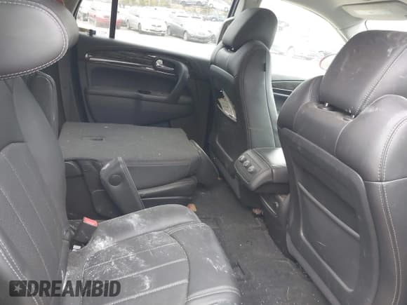✅ 2013 Buick Enclave Leather • VIN: 5GAKVCKD5DJ133236 • Lot: 43561221. Listed on IAAI with 137,245 mi. Free auction sales archive from the USA and detailed vehicle history report at DreamBid. Image 8.