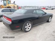 ✅ 2012 Dodge Challenger SXT Plus • VIN: 2C3CDYAG6CH206567 • Lot: 41540191. Wystawiony na IAAI z przebiegiem 141 533 mil. Bezpłatny archiwum sprzedaży aukcyjnych z USA i szczegółowy raport historii pojazdu na DreamBid. Zdjęcie 4.