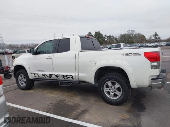 ✅ 2009 Toyota Tundra SR5 • VIN: 5TFRV54199X073168 • Лот: 43815133. Опубликован ранее на IAAI с пробегом 158 747 миль. Бесплатный доступ к архиву аукционных продаж из США и подробный отчёт об истории автомобиля на DreamBid. Изображение 14.