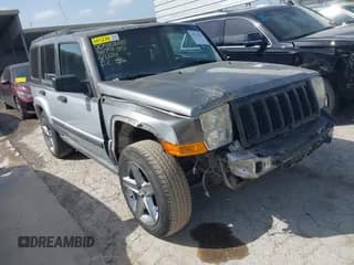 ✅ 2006 Jeep Commander • VIN: 1J8HH48KX6C367335 • Lot: 39776393. Listed on IAAI with 190,707 mi. Free auction sales archive from the USA and detailed vehicle history report at DreamBid. Image 1.