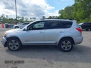 ✅ 2008 Toyota RAV4 Sport • VIN: JTMZK32VX86015173 • Lot: 41561817. Listed on IAAI with 157,614 mi. Free auction sales archive from the USA and detailed vehicle history report at DreamBid. Image 15.