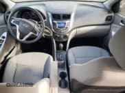 ✅ 2013 Hyundai Accent GS • VIN: KMHCT5AE3DU093859 • Лот: 70077764. Опубликован ранее на Copart с пробегом 74 321 миль. Бесплатный доступ к архиву аукционных продаж из США и подробный отчёт об истории автомобиля на DreamBid. Изображение 8.