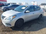 ✅ 2015 Nissan Versa S Plus • VIN: 3N1CN7AP3FL884243 • Lot: 43685905. Wystawiony na IAAI z przebiegiem 168 791 mil. Bezpłatny archiwum sprzedaży aukcyjnych z USA i szczegółowy raport historii pojazdu na DreamBid. Zdjęcie 17.