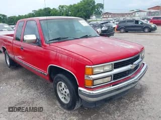 ✅ 1994 Chevrolet Silverado 1500 • VIN: 2GCEC19K9R1272071 • Lot: 42425019. Wystawiony na IAAI z przebiegiem 139 610 mil. Bezpłatny archiwum sprzedaży aukcyjnych z USA i szczegółowy raport historii pojazdu na DreamBid. Zdjęcie 1.
