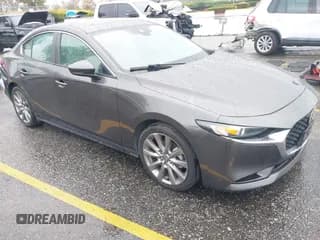 ✅ 2021 Mazda 3 Preferred • VIN: 3MZBPACLXMM252743 • Lot: 43757717. Wystawiony na IAAI z przebiegiem 29 241 mil. Bezpłatny archiwum sprzedaży aukcyjnych z USA i szczegółowy raport historii pojazdu na DreamBid. Zdjęcie 1.