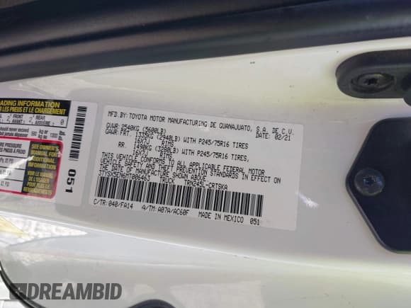 ✅ 2021 Toyota Tacoma SR • VIN: 3TYSX5EN6MT006463 • Lot: 43090489. Wystawiony na IAAI z przebiegiem 39 337 mil. Bezpłatny archiwum sprzedaży aukcyjnych z USA i szczegółowy raport historii pojazdu na DreamBid. Zdjęcie 9.