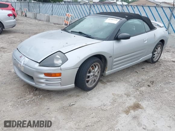 ✅ 2001 Mitsubishi Eclipse GT • VIN: 4A3AE55H81E007247 • Lot: 42503116. Wystawiony na IAAI z przebiegiem 137 217 mil. Bezpłatny archiwum sprzedaży aukcyjnych z USA i szczegółowy raport historii pojazdu na DreamBid. Zdjęcie 2.
