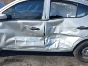 ✅ 2016 Nissan Versa S Plus • VIN: 3N1CN7AP6GL878809 • Лот: 43450469. Опубликован ранее на IAAI с пробегом 118 538 миль. Бесплатный доступ к архиву аукционных продаж из США и подробный отчёт об истории автомобиля на DreamBid. Изображение 6.