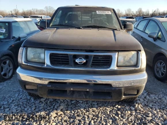 ✅ 1999 Nissan Frontier XE • VIN: 1N6ED26Y4XC322021 • Lot: 82690214. Wystawiony na Copart z przebiegiem 102 758 mil. Bezpłatny archiwum sprzedaży aukcyjnych z USA i szczegółowy raport historii pojazdu na DreamBid. Zdjęcie 5.