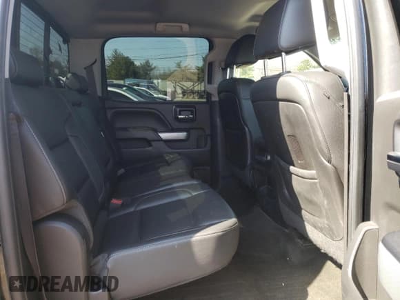 ✅ 2015 Chevrolet Silverado 1500 LTZ • VIN: 3GCUKSEC1FG486381 • Лот: 46396594. Опубликован ранее на Copart с пробегом 143 730 миль. Бесплатный доступ к архиву аукционных продаж из США и подробный отчёт об истории автомобиля на DreamBid. Изображение 10.