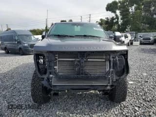 ✅ 2022 Ford F-250 XL • VIN: 1FT8W2BT3NEE96989 • Lot: 90006825. Wystawiony na Copart z przebiegiem 53 865 mil. Bezpłatny archiwum sprzedaży aukcyjnych z USA i szczegółowy raport historii pojazdu na DreamBid. Zdjęcie 5.