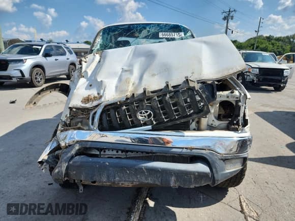 ✅ 2001 Toyota Tacoma PreRunner • VIN: 5TESN92N61Z860803 • Lot: 66685715. Wystawiony na Copart z przebiegiem 235 942 mil. Bezpłatny archiwum sprzedaży aukcyjnych z USA i szczegółowy raport historii pojazdu na DreamBid. Zdjęcie 5.