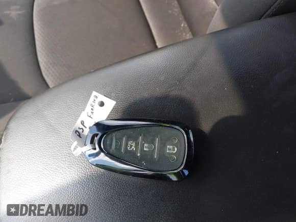 2018 Chevrolet Malibu LS с VIN 1G1ZC5ST7JF240348, выставлен на аукционе IAAI как лот 42980711 с пробегом 185 131 миль миль и . История ставок и продаж доступна на DreamBid. Изображение 11.