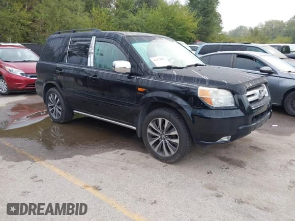 ✅ 2008 Honda Pilot SE • VIN: 5FNYF18388B035601 • Лот: 43272895. Опубликован ранее на IAAI с пробегом 165 075 миль. Бесплатный доступ к архиву аукционных продаж из США и подробный отчёт об истории автомобиля на DreamBid. Изображение 1.