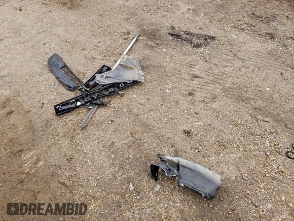 ✅ 2019 BMW 7 Series 740i xDrive • VIN: WBA7E4C59KGV70097 • Lot: 96294445. Listed on Copart with Not provided. Free auction sales archive from the USA and detailed vehicle history report at DreamBid. Image 12.