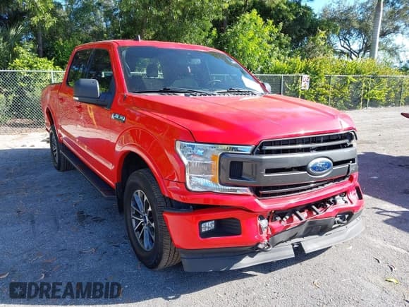 ✅ 2019 Ford F-150 XL • VIN: 1FTEW1EP3KFB98041 • Lot: 43465679. Wystawiony na IAAI z przebiegiem 93 118 mil. Bezpłatny archiwum sprzedaży aukcyjnych z USA i szczegółowy raport historii pojazdu na DreamBid. Zdjęcie 1.